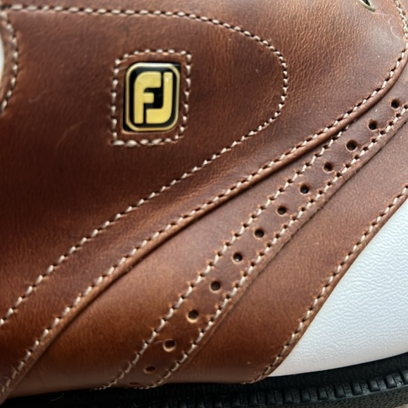 FootJoy Spikes, men’s 12M - Picture 3 of 3